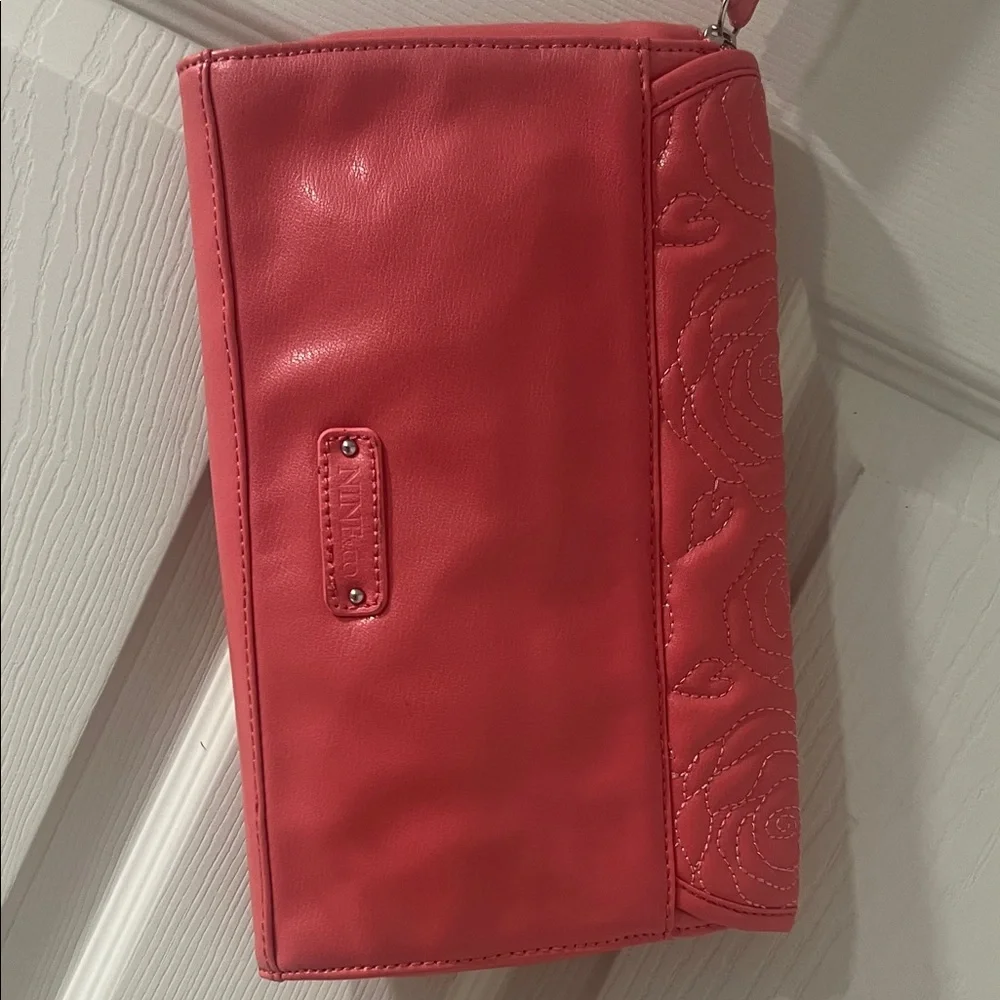 Nine & Co. Pink Floral Cosmetic‎ Bag